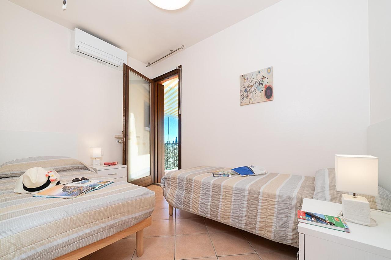 APARTMENT BLANCO - Regarda Travel Lazise Exterior foto